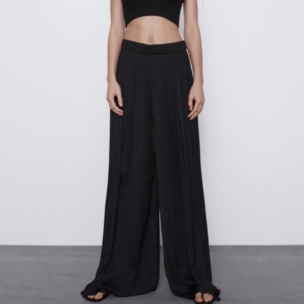 Black Zara Elastic Waist Pleated Wide Leg Palazzo Pants (NWT)